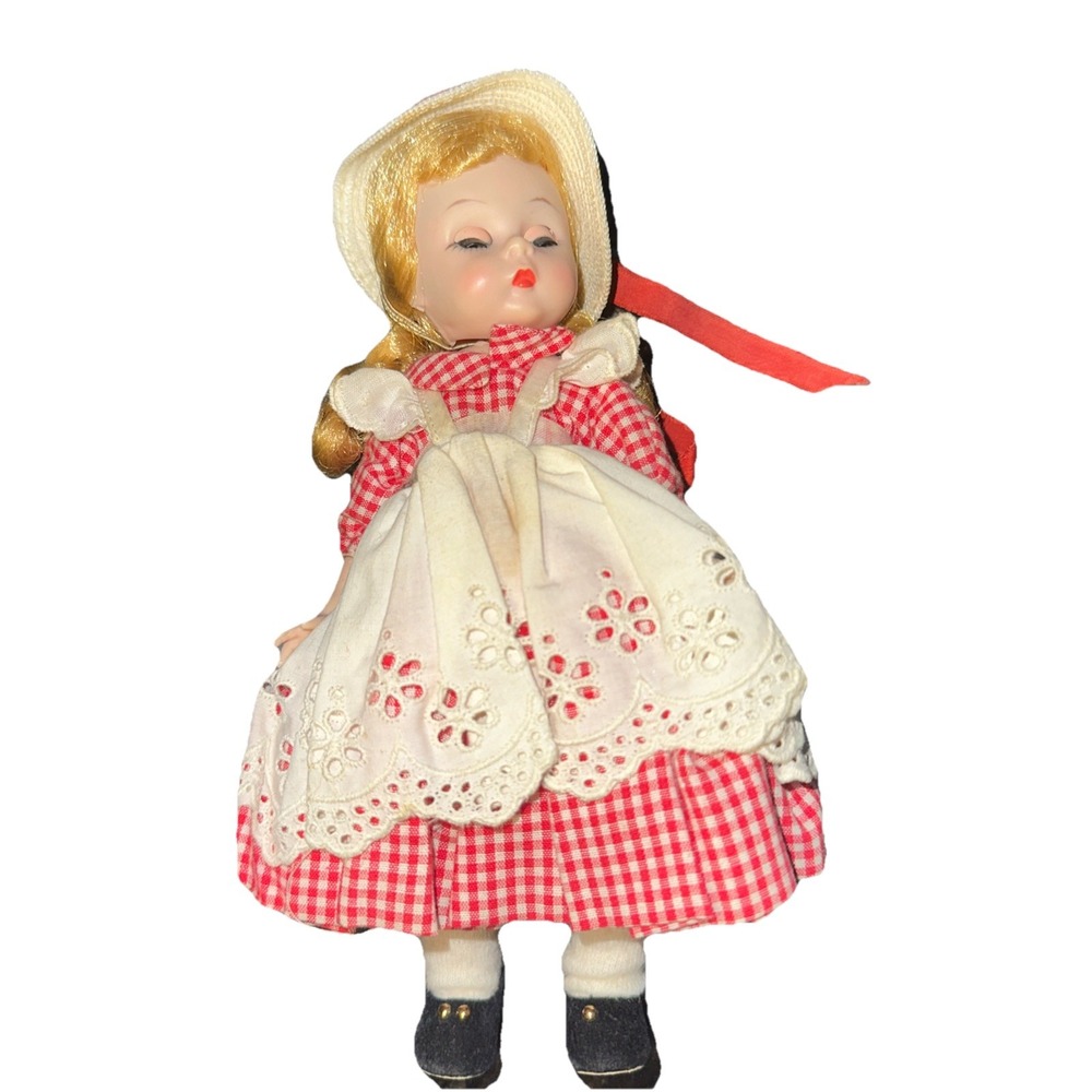 Madame Alexander Wendy American Girl Doll, Bent Knee Walker, Green eyes